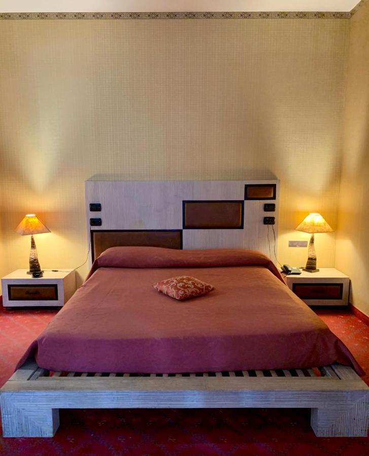 Hotel - Motel Flower Gropello Cairoli Kültér fotó