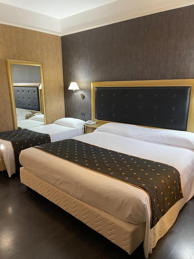 Hotel - Motel Flower Gropello Cairoli Kültér fotó
